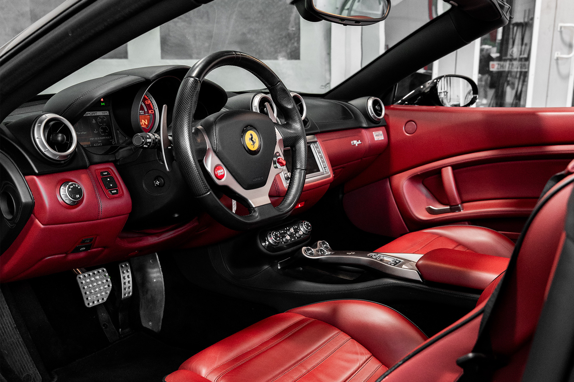 Ferrari California T - Bild 3