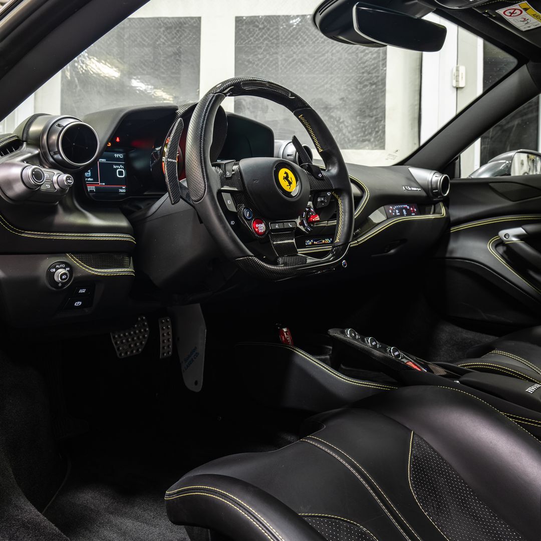 Ferrari F8 Tributo - Bild 3