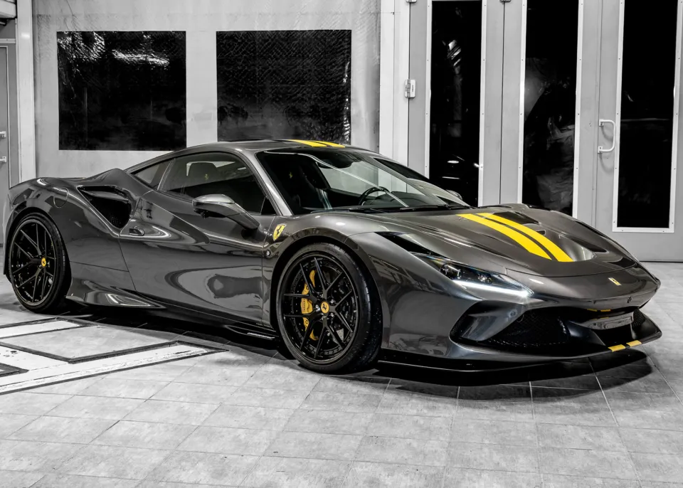 Ferrari F8 Tributo - Ferrari zur Miete