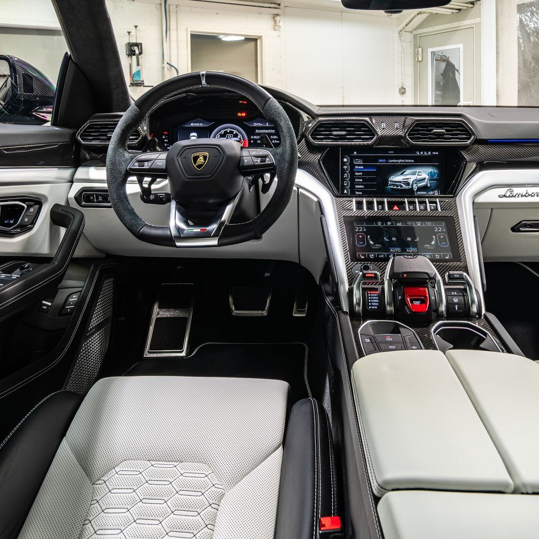 Lamborghini Urus - Bild 3