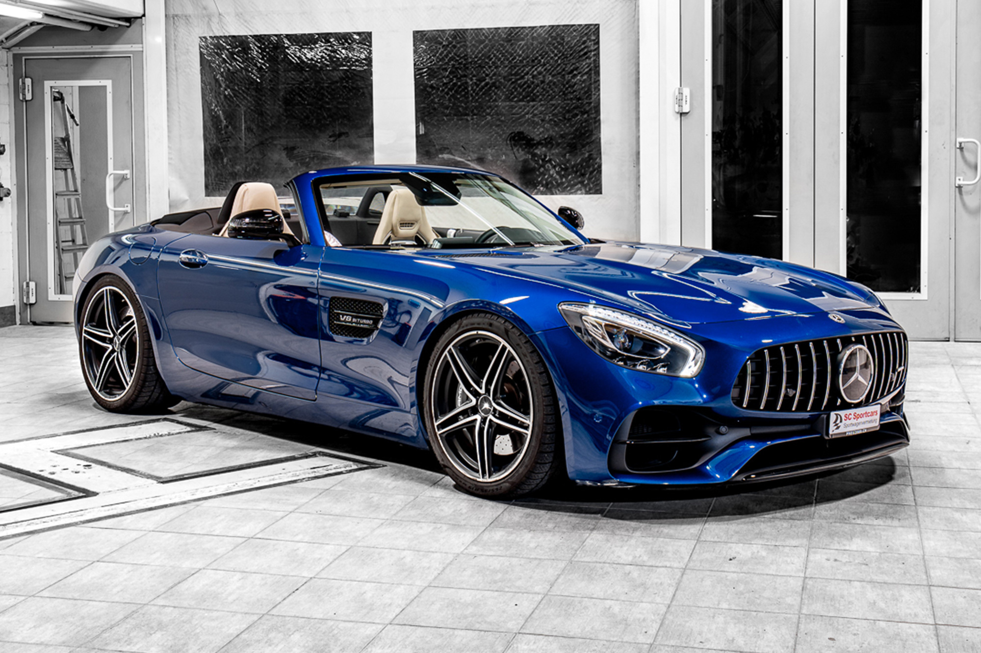 Mercedes-Benz AMG GT Roadster - Mercedes-Benz zur Miete